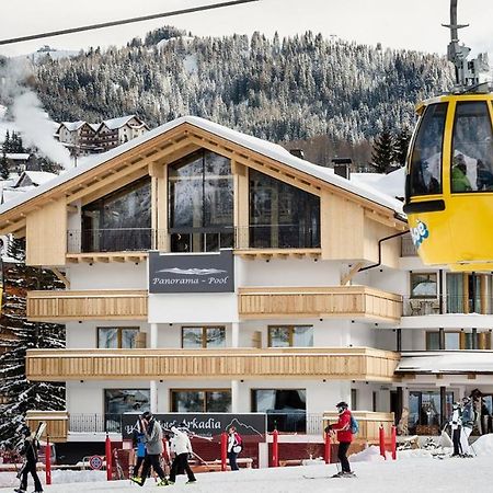 Hotel Arkadia - "Adults Only" コルヴァーラ・イン・バディーア エクステリア 写真
